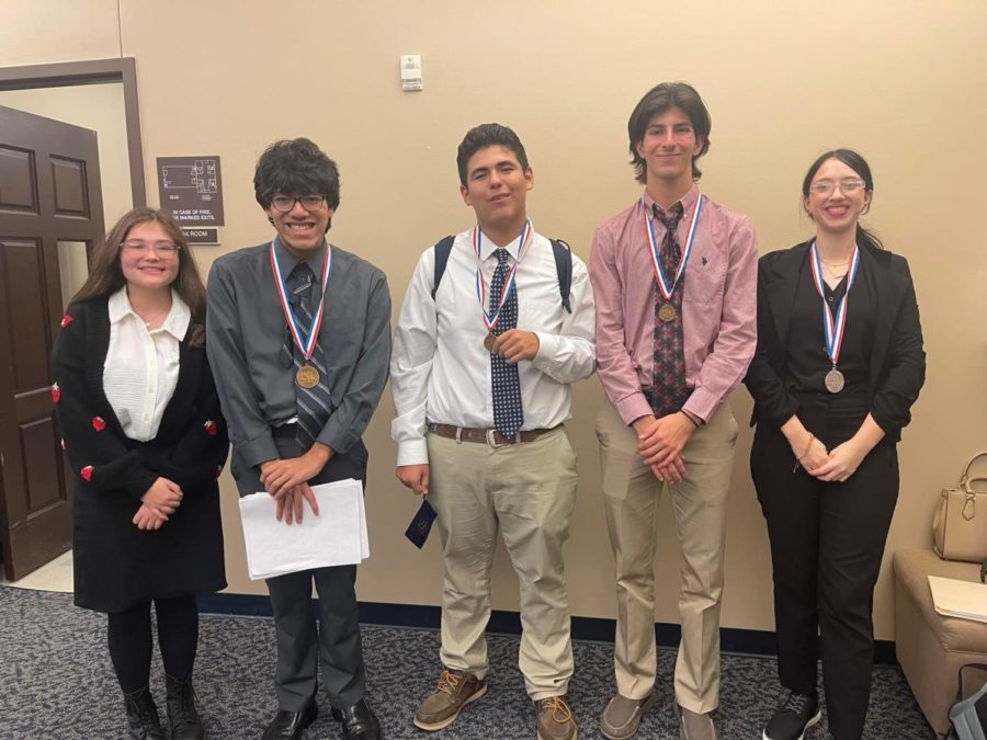 Hooks debate team to compete at State Congressional competition